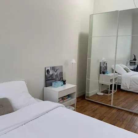 Appartement Tour Eiffel Invalides Paris Exterior photo